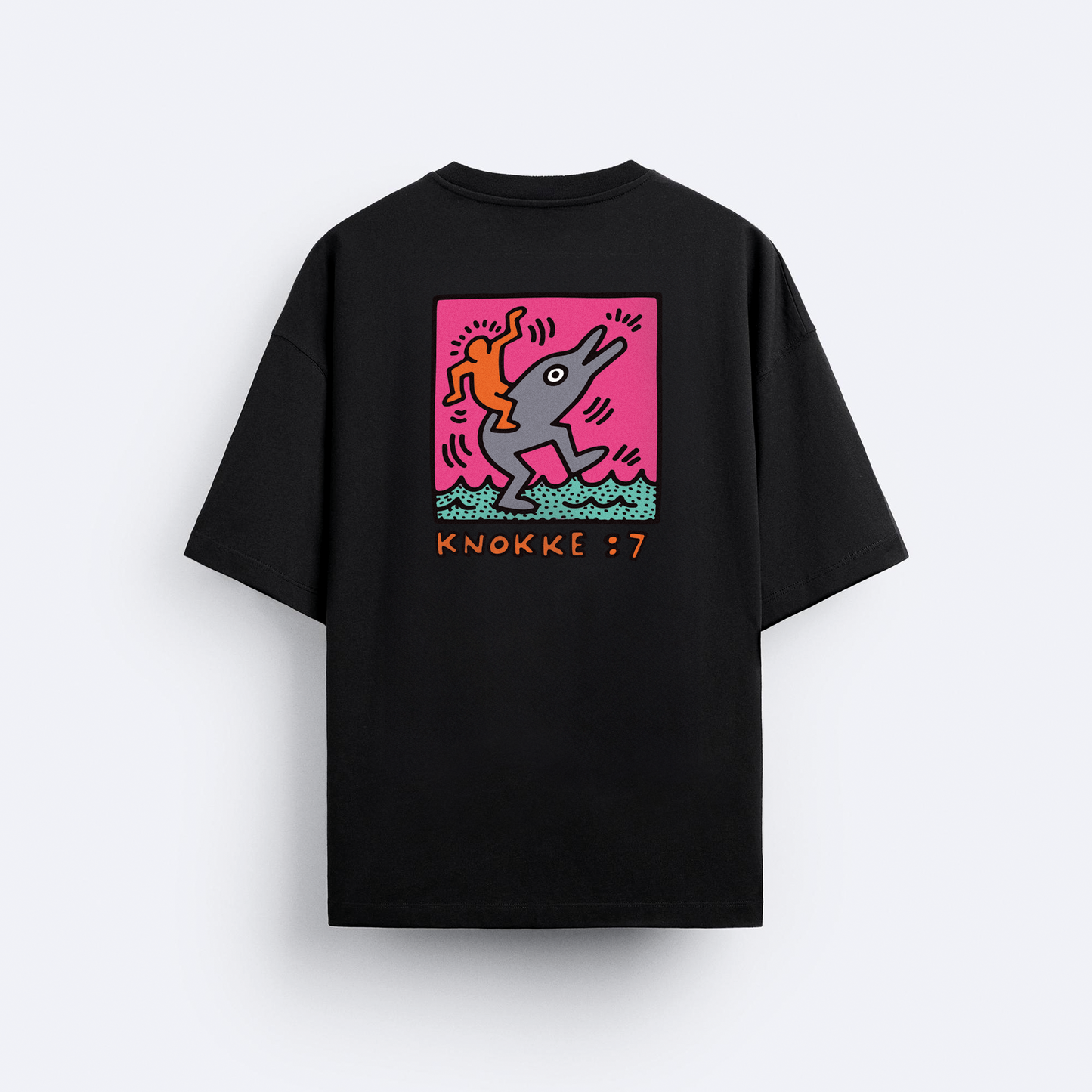 Knokke:7 Arka Baskılı Oversize T-Shirt