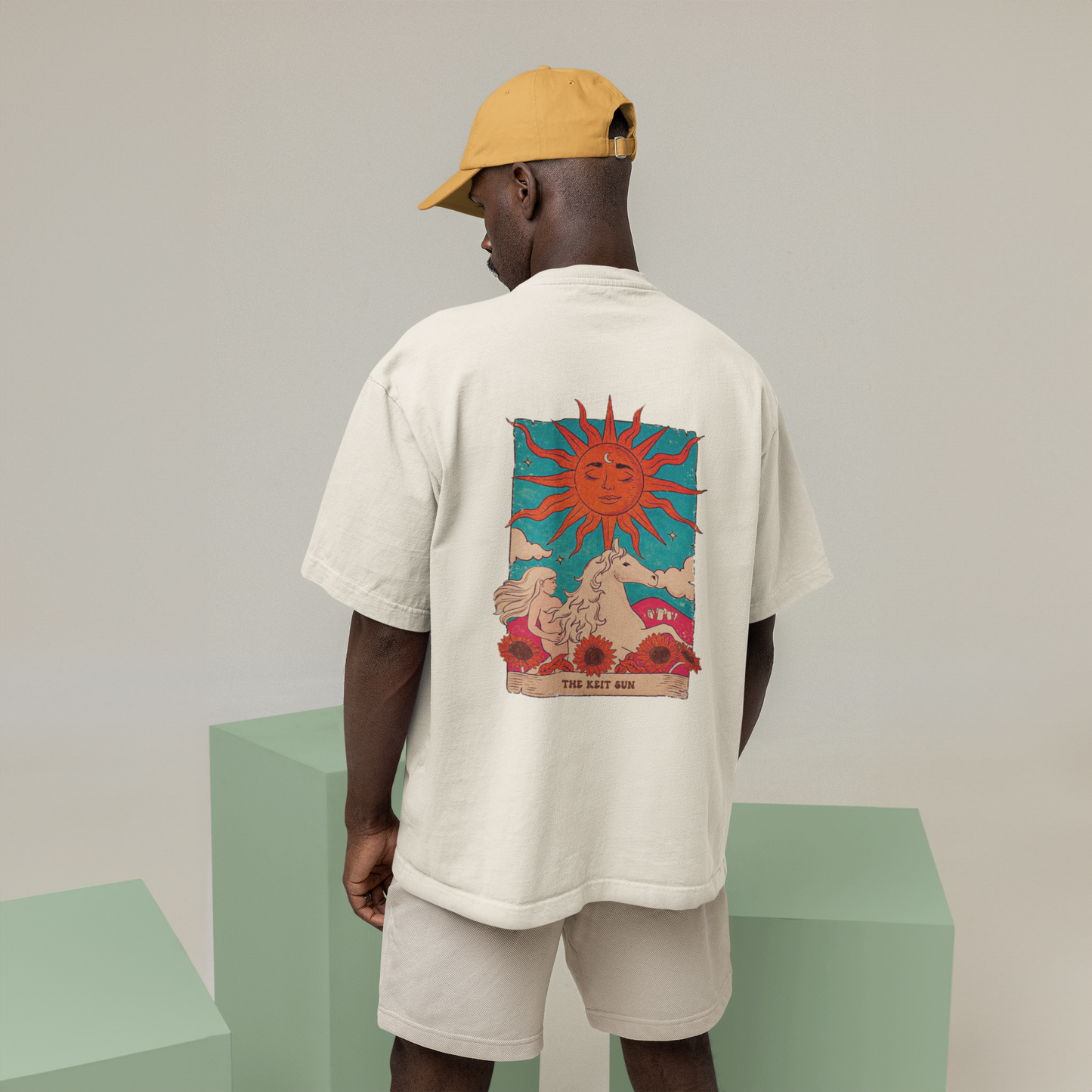 The Keit Sun Oversize T-Shirt
